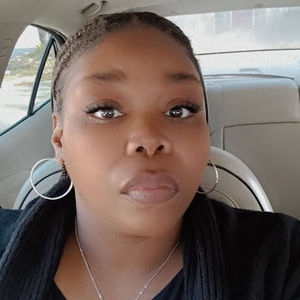 Meet your Posher, Tiahna